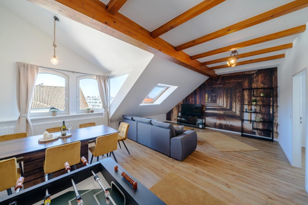 Stylisches Penthouse Zentral Tischfussball 100m2 Wii Apartment *