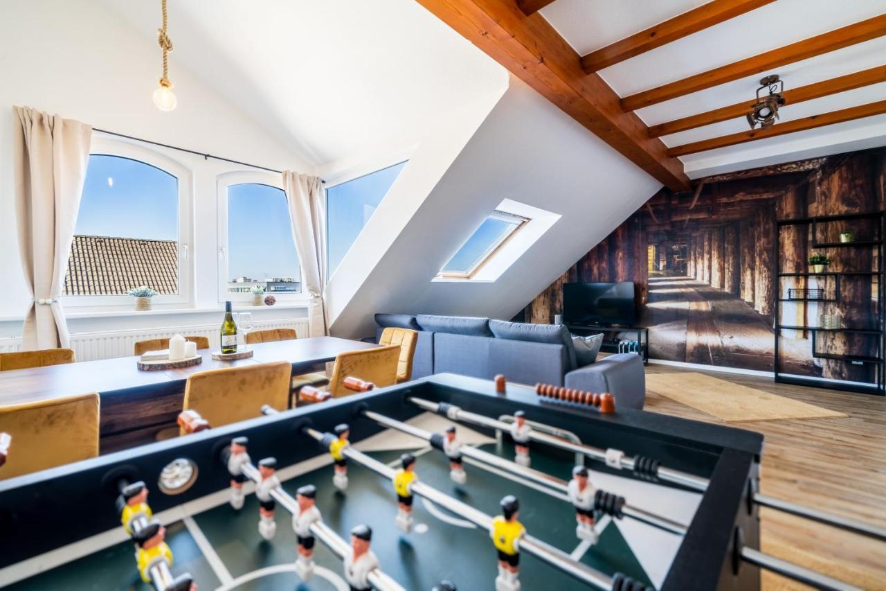 Apartment Stylisches Penthouse Zentral Tischfussball 100m2 Wii Hannover