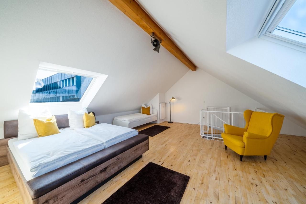 Stylisches Penthouse Zentral Tischfussball 100m2 Wii Apartment