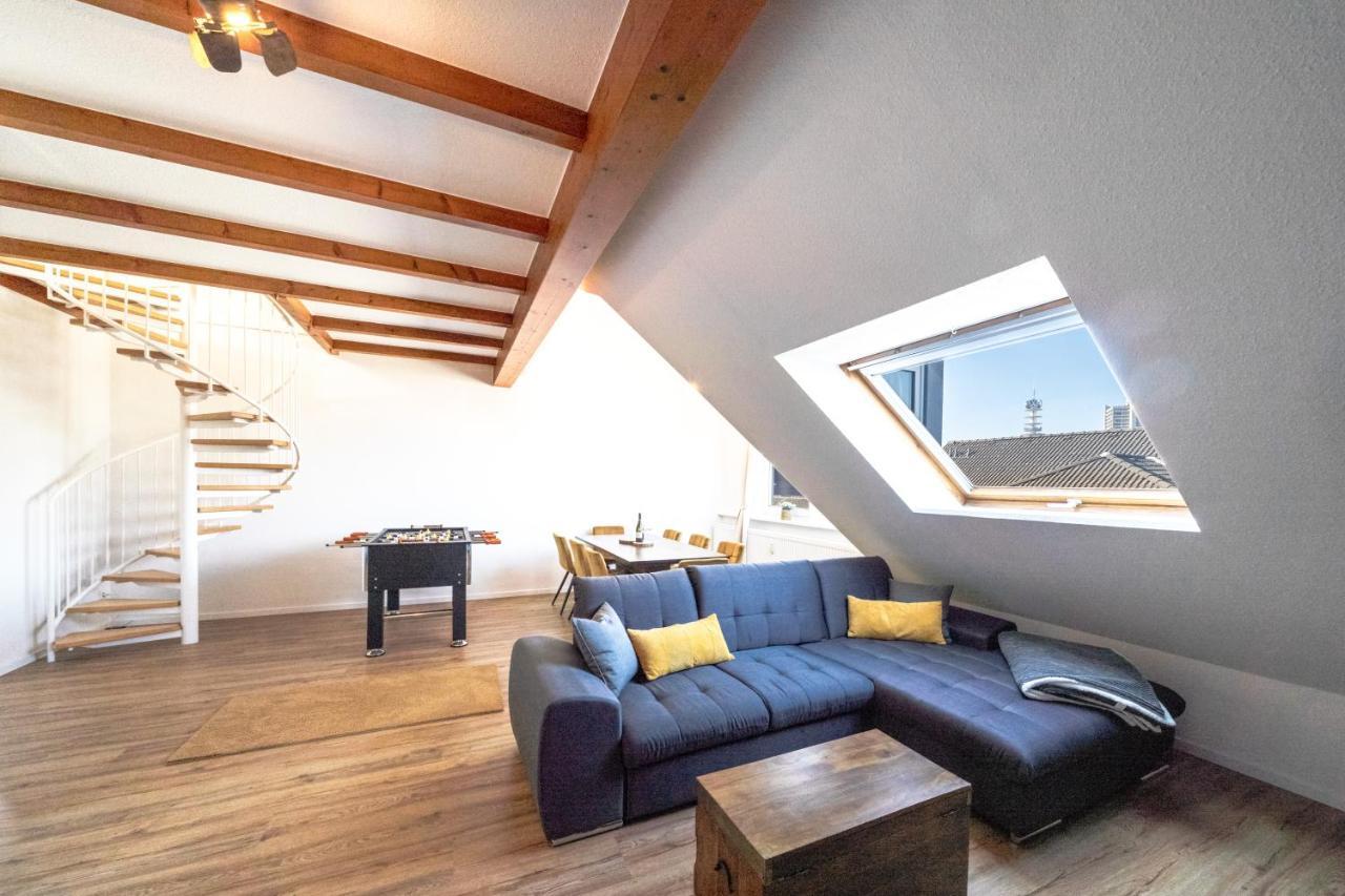 Stylisches Penthouse Zentral Tischfussball 100m2 Wii Apartment Hannover